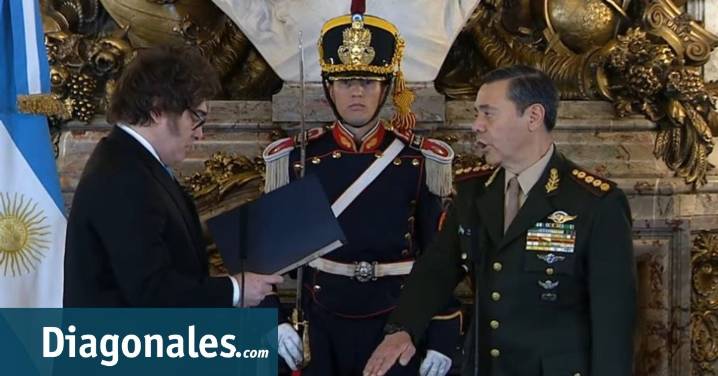 Vestido de militar y con la presencia de Lamelas, Presti juró como nuevo ministro de Defensa
