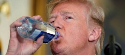 Advierte Trump a México con aranceles del 5 por ciento si no le entrega agua