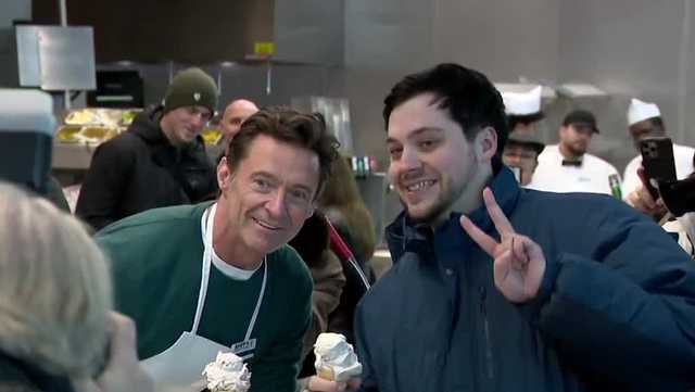 VIDEO: Hugh Jackman serves custard to hundreds in Wisconsin