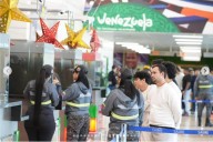 218 migrantes deportados de EEUU llegan a Venezuela este #10Dic