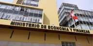 Ministerio de Economía proyecta más de USD 360 millones adicionales por facultades tributarias entre 2026 y 2027