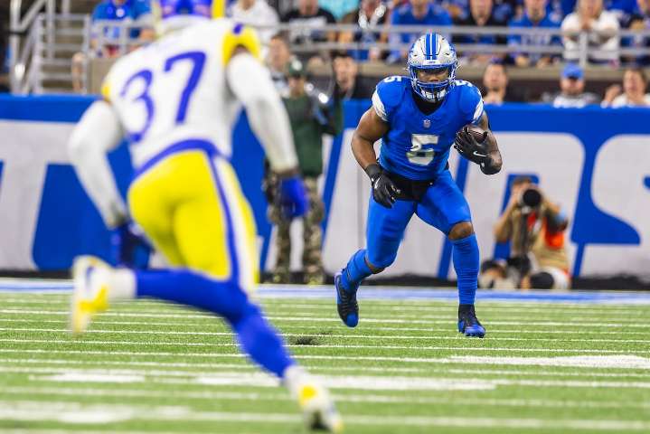 Detroit Lions game live updates today vs. Rams