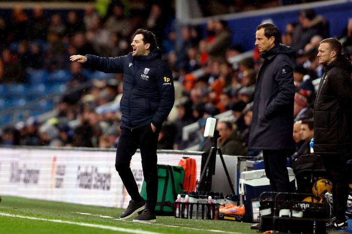 Under-fire Ryan Mason frustrated at 'passive' West Brom in latest away defeat