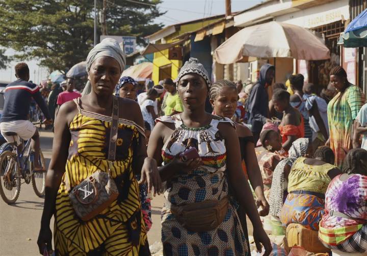 West African bloc delegation says talks with Guinea-Bissau coup leaders will continue