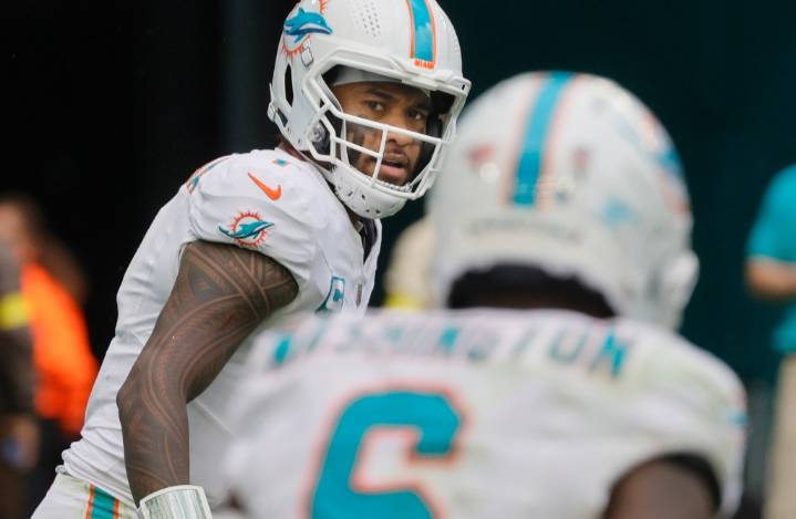 Grading Dolphins' 21-17 victory over New Orleans Saints