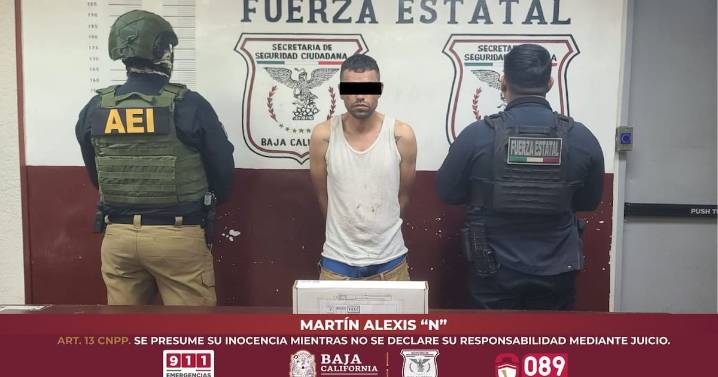 Cae sujeto tras abandonar una bolsa con pistola en Centro Cívico