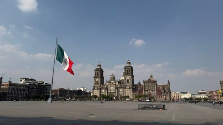 Cancelar mitin en el Zócalo por siete años de la Transformación, pide PAN al INE