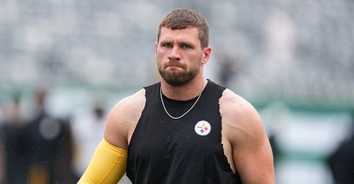 T.J. Watt revealed to have partially collapsed lung