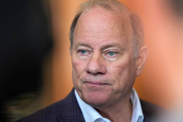 Detroit reflects on Mike Duggan's tenure as his final days in the mayoral office near