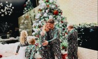 Luisana Lopilato mostró las fotos de toda la familia armando el arbolito de Navidad