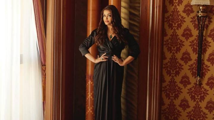 Aishwarya Rai Bachchan And Her Enormous Emerald Pendant Dazzled At Red Sea Film Festival