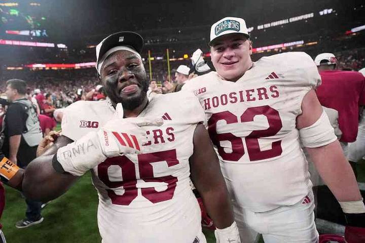Hoosiers grasp CFP’s top seed