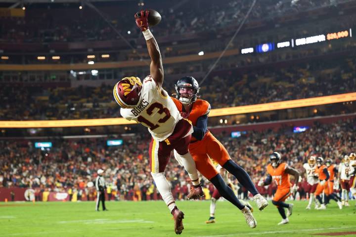 In the Commanders' overtime loss, an unlikely star makes an unbelievable play