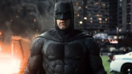 DCEU Director Zack Snyder Thanks Fans for Support Amid Netflix Warner Bros. Deal