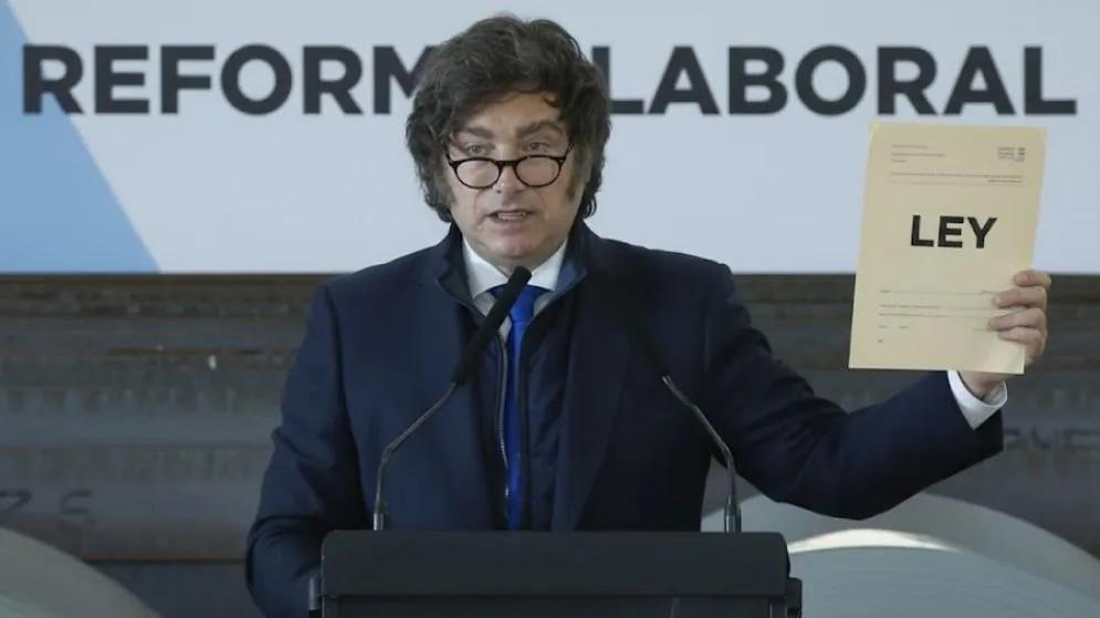 ¿Sirve la reforma laboral de Milei? El diagnósito que complejiza su debate