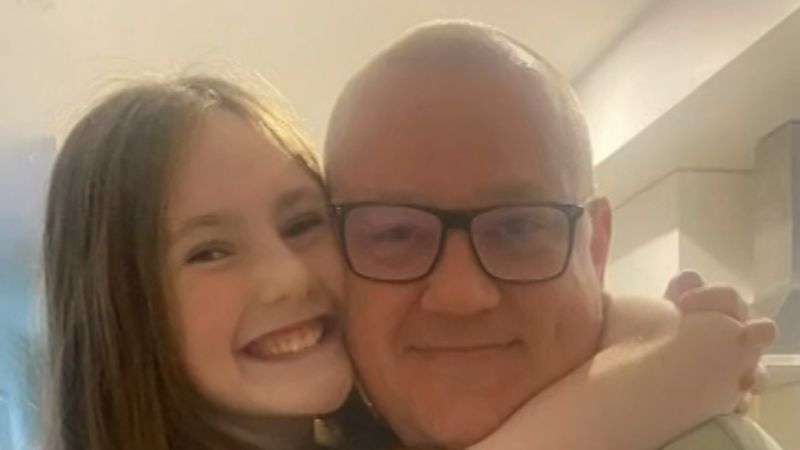Parents of girl bullied online react to social media ban