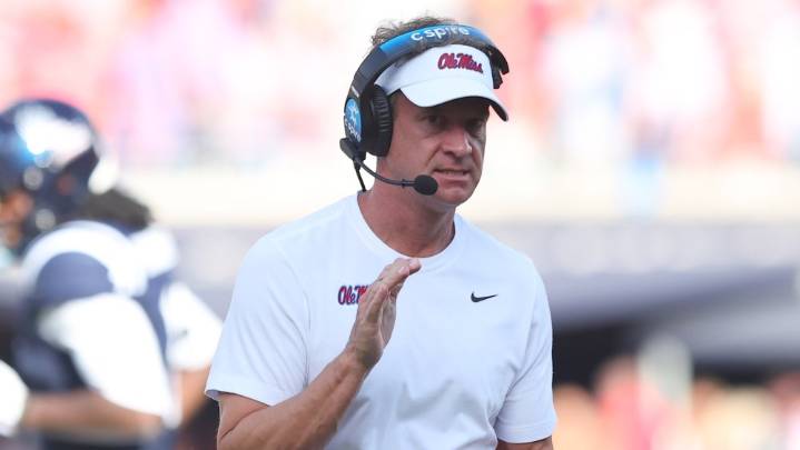 LSU Football Coach Lane Kiffin Reacts to Rumor He Left His Dog at Ole Miss