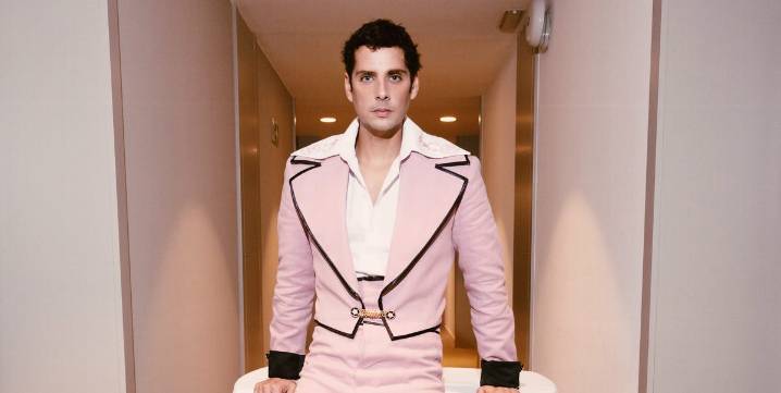 Eduardo Casanova, sobre las comparaciones con Pedro Almodóvar: "Es uno de mis directores favoritos pero yo no quiero ser él, quiero ser yo mismo"