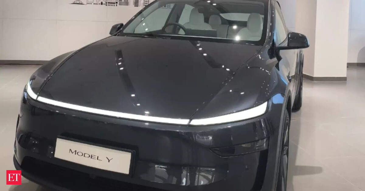 Tesla US sales drop to nearly 4-year low in November despite launch of cheaper versions