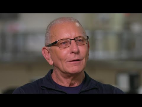 Army taps celebrity chef Robert Irvine to overhaul its mess halls