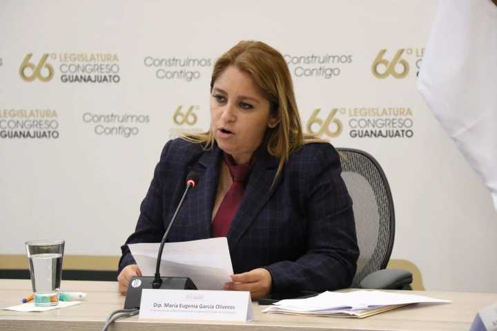 Remueven a María Eugenia García de presidencia de la Comisión de Justicia