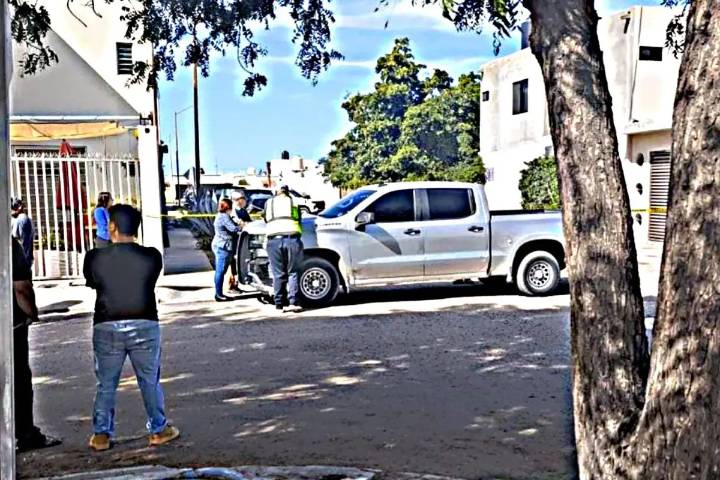 Mujer fallece tras perder el control de su vehículo en Villas del Encanto; en La Paz