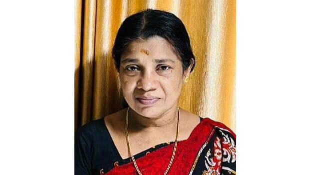 Bulldozer collides with lorry; mechanical arm takes Kajah Tea Company employee's life