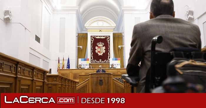 Las Cortes de C-LM subtitularán todos los plenos y contarán con una maqueta tiflológica de su sede para invidentes