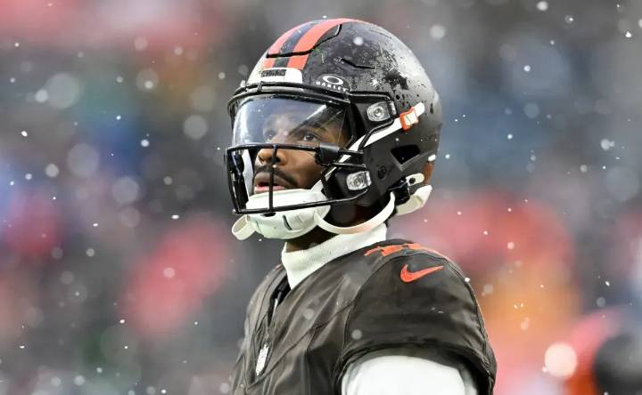 Browns HC Kevin Stefanski sends clear message to Shedeur Sanders after tough loss to Titans