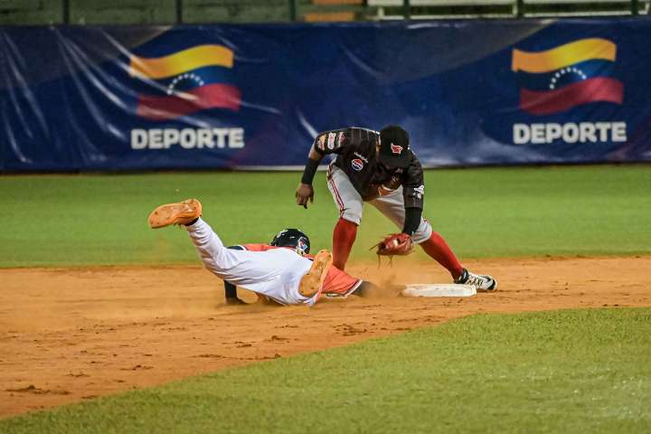 ASÍ VA LA LVBP. Resultados del sábado, posiciones, transmisiones de TV y pitchers para este domingo