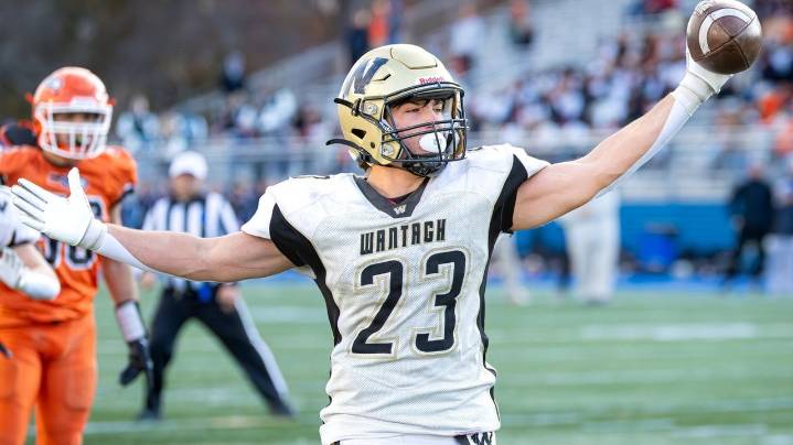 Wantagh's Martini wins Newsday's Thorp Award