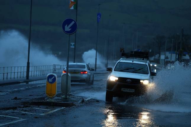 Storm Bram lingers with warnings for 90mph winds in place