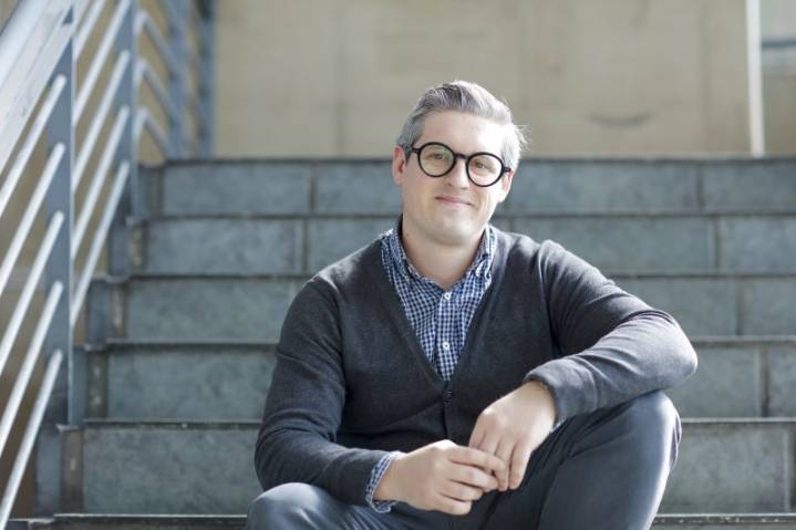 Prohibición de celulares en escuelas ¿El nuevo sillón de don Otto?