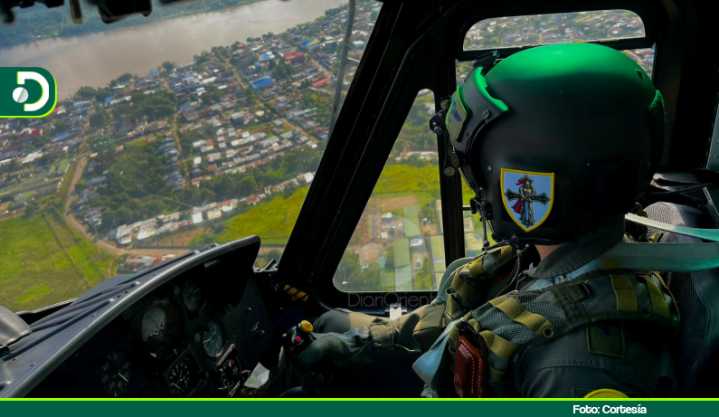 Helicópteros de la Fuerza Aeroespacial refuerzan la vigilancia en vías y zonas críticas en el puente de Velitas