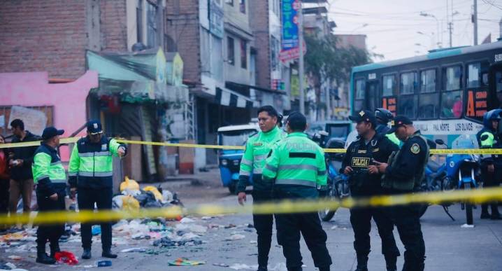 Villa El Salvador: Mujer muere arrollada por ómnibus de la ‘Covida’ | VIDEO Bus que no se encontraba en su ruta embistió a mujer y acabó con su vida en Villa El Salvador