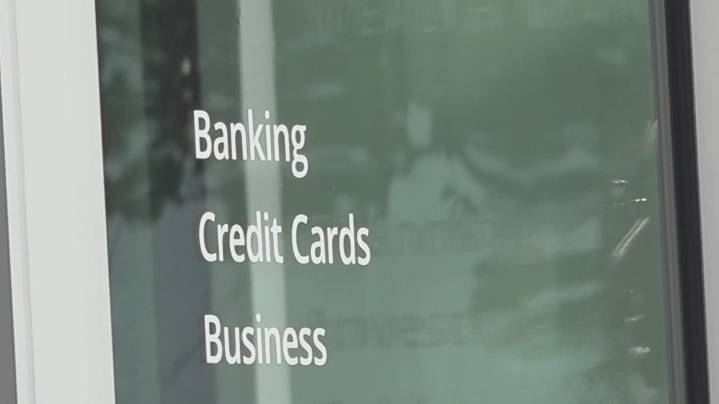 6 Fix: Harker Heights veteran out $12,000 after banking error