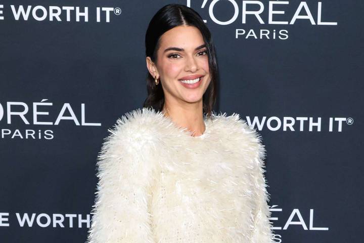 Kendall Jenner on the ‘Cozy Vibes’ Her Family Has Planned for Christmas Eve (Exclusive)