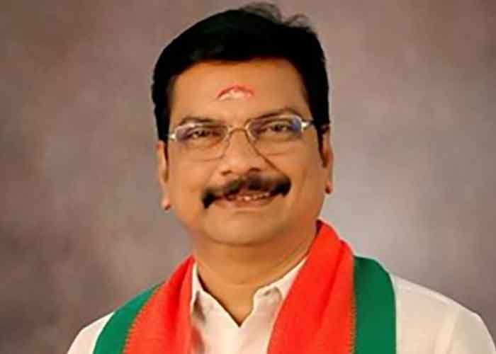 ‘Systematic assault on Hindu rights’: TN BJP attacks DMK govt over Thiruparankundram Deepam blockade