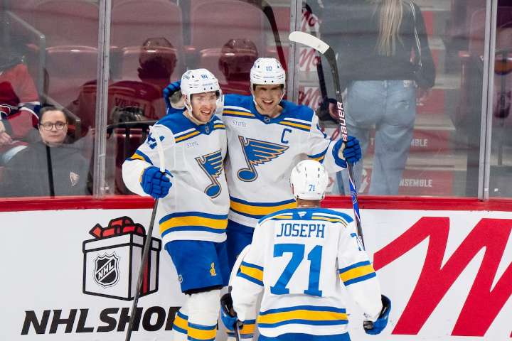 Blues use a quick pair of goals to top Canadiens 4