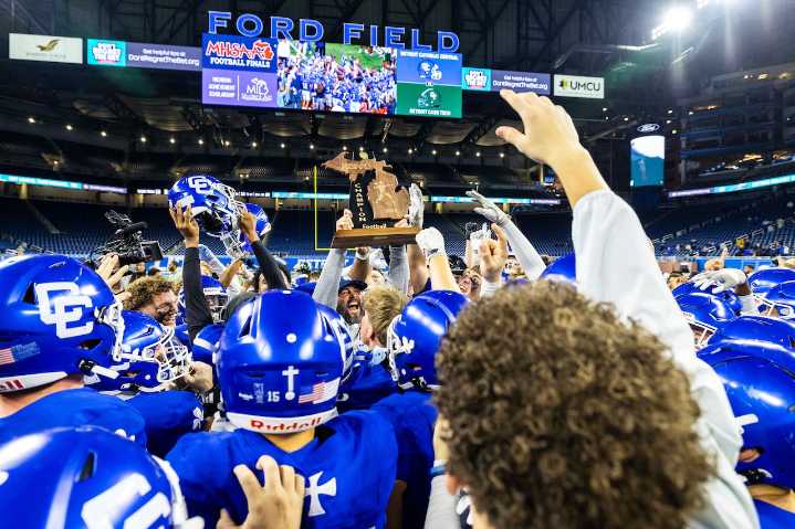 Strong field position helps Detroit Catholic Central top Cass Tech