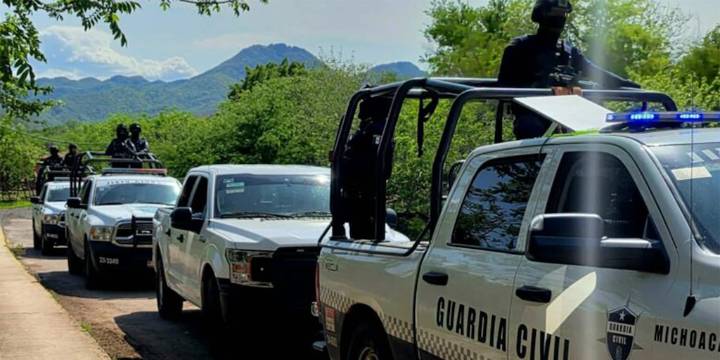 Autoridades de Michoacán confirman ataque a policías municipales de Apatzingán, hay 2 elementos heridos