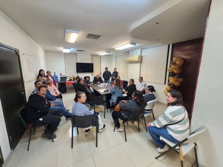 Piden vecinos de Waterfill que se habiliten vías alternas antes de poner camellón