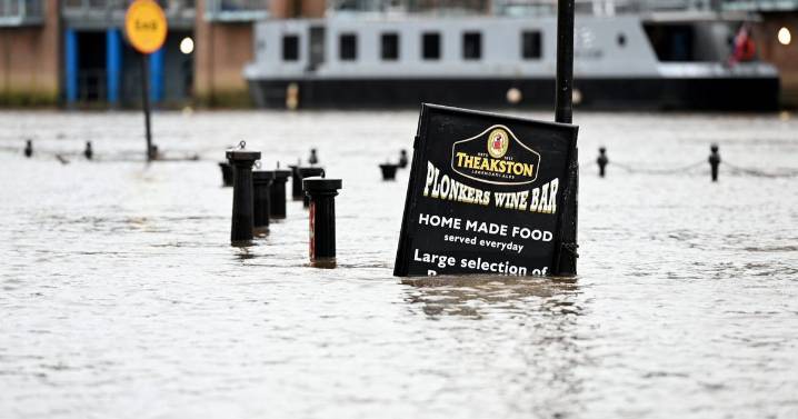 Brits urged to prepare emergency kit amid 'danger to life' weather warning