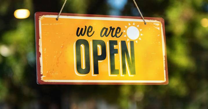 Foodie News: Smash Social Club opens in Glenwood South :: WRAL.com