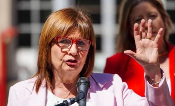 Bullrich, contra Cristina Kirchner: "Señora presidiaria, tenga la decencia de no opinar"