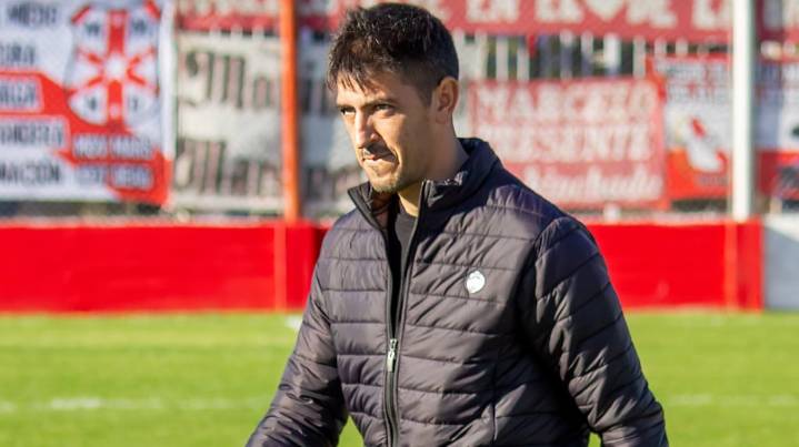 Crece la preocupación por el estado de salud de un entrenador del ascenso del fútbol argentino