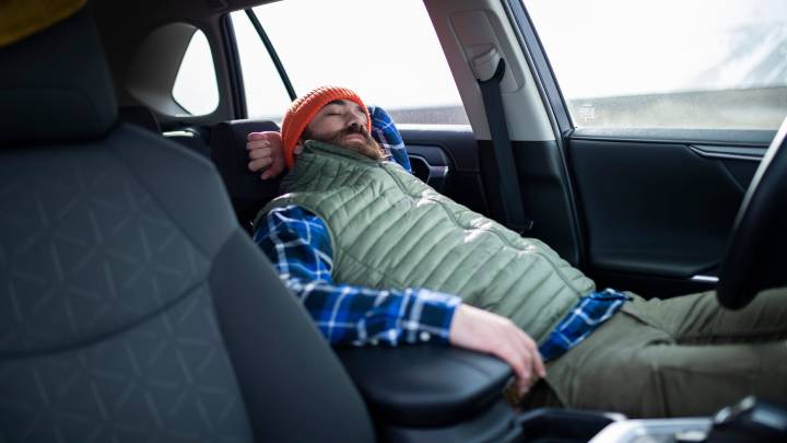 ¿Es legal dormir en un área de descanso de Arizona? Lo que dice la ley