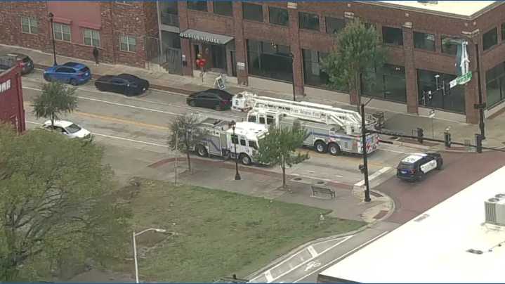 Evacuation underway after leak reported south of Downtown Fort Worth, officials say