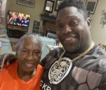 Tributes Pour In as NFL Legend Warren Sapp Sends Message to Ailing Mother