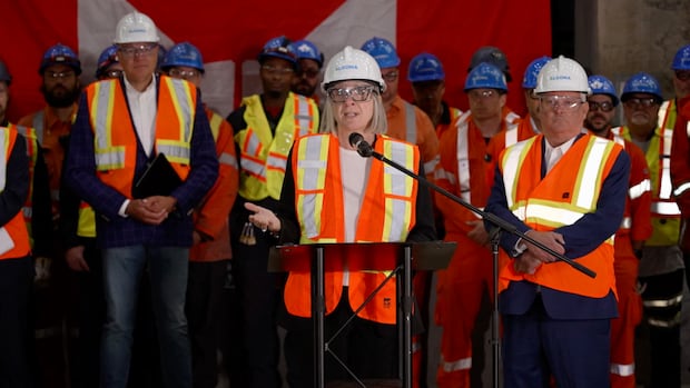 Algoma Steel to get loans of $400M federally, $100M from Ontario as tariffs hit the industry